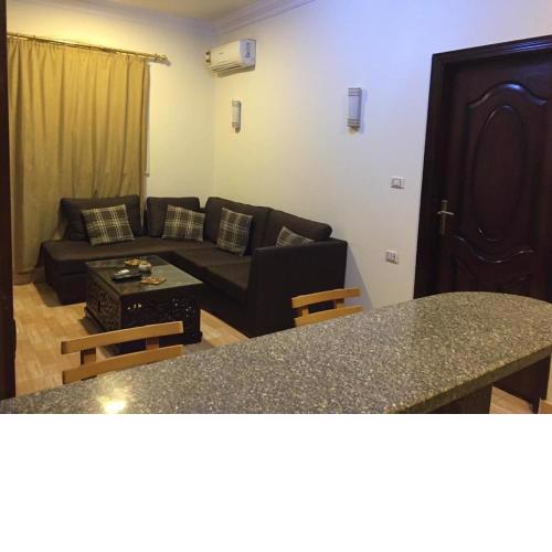 Sheraton Road 1 Bedroom Studio
