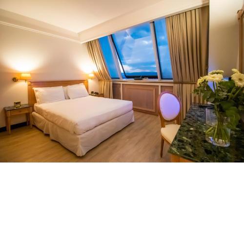 SHG Hotel De La Ville