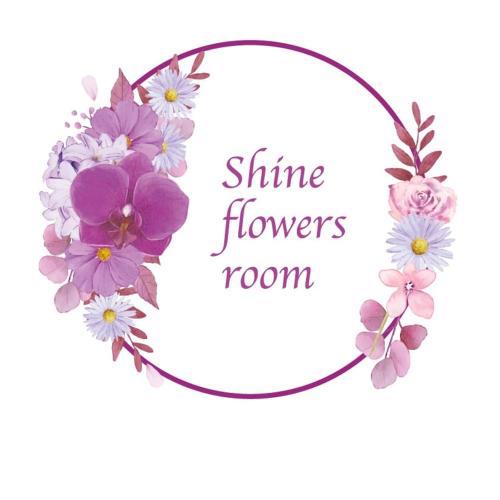 Shine Flowers Room