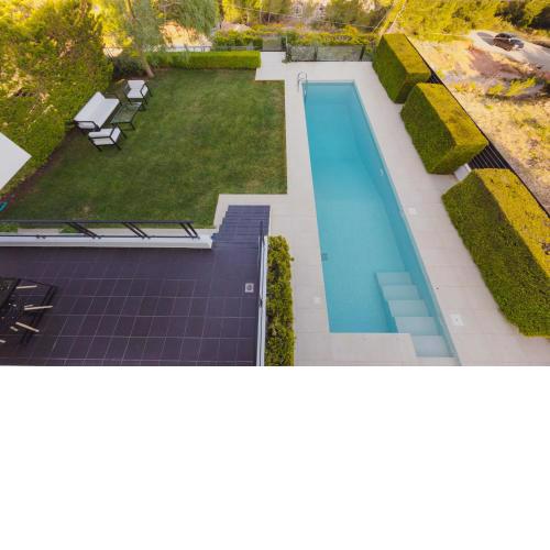 Sia's Luxury Maisonette