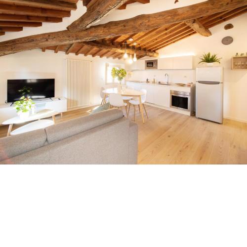 Sibilla Luxury Flat in center town