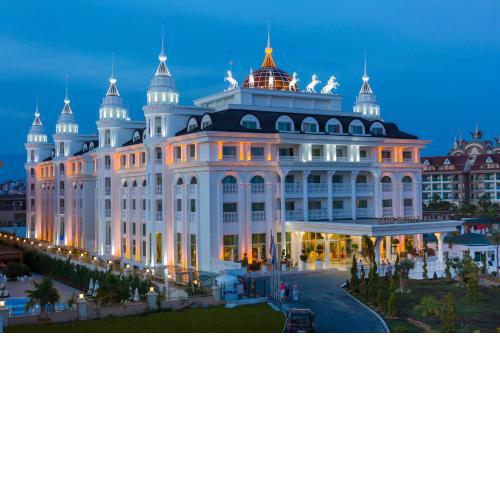 Side Royal Palace
