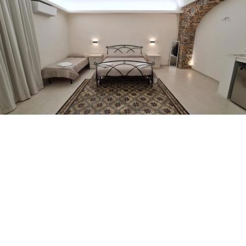 SIKELIAFOURROOMS