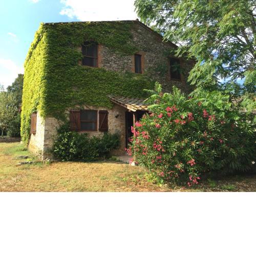 Silence and relaxation for families and couples in the countryside of Umbria