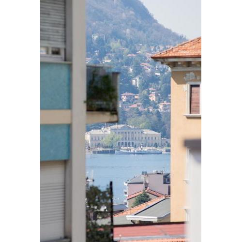 Silky House with Private Parking