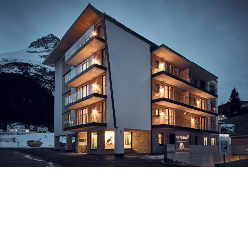Silva Peak Residences inclusive Premium Sommercard