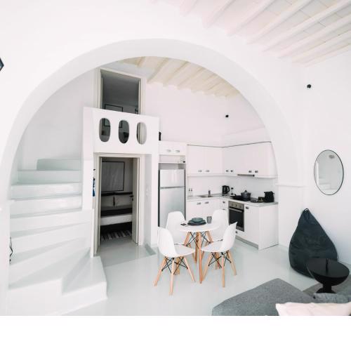 Silvernoses Villa Mykonos Town