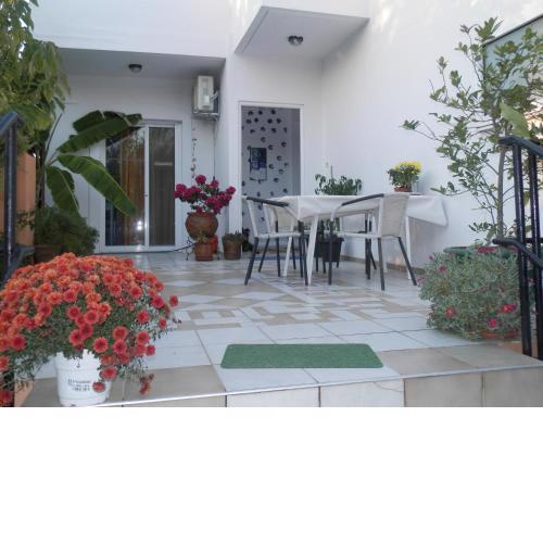 Silvi Mari Apartments