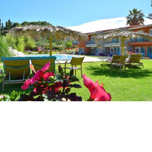 Simatos αpARTments & Studios