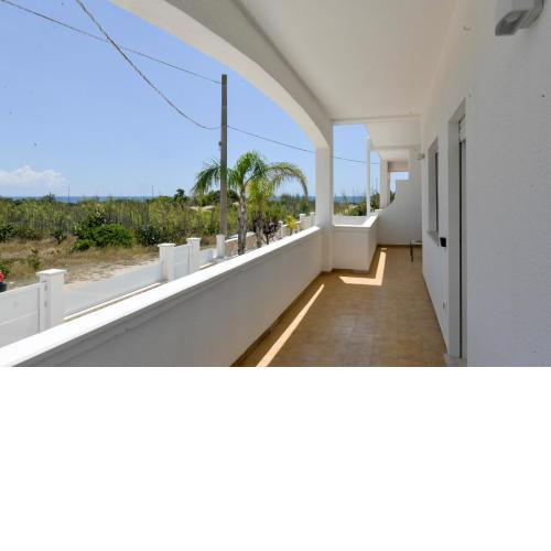 SINE TEMPORE Beach Holiday Home