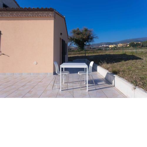 Sirolo, nuovissimo bilocale con portico dx – RIF S211- Sirolo (AN)