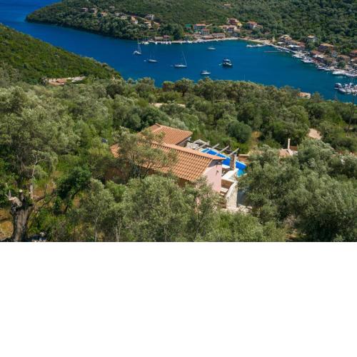 SivotaBayVillas Lefkada - 3 bedrooms villas with sea view & private pool