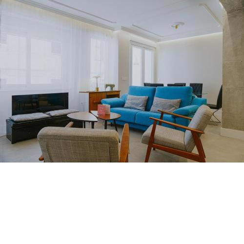 Six Apartments by Caleta Homes