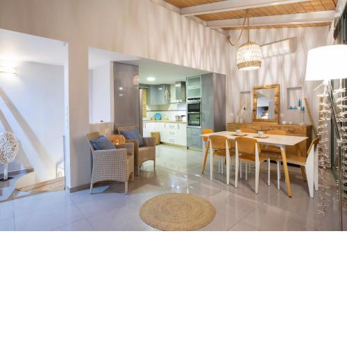 SKAI Two Floor Apartment