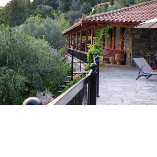 Skaloma Beach Estate