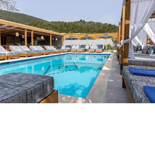 Skiathos Theros, Philian Collection