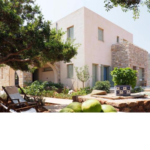 Skinammos studios,suites