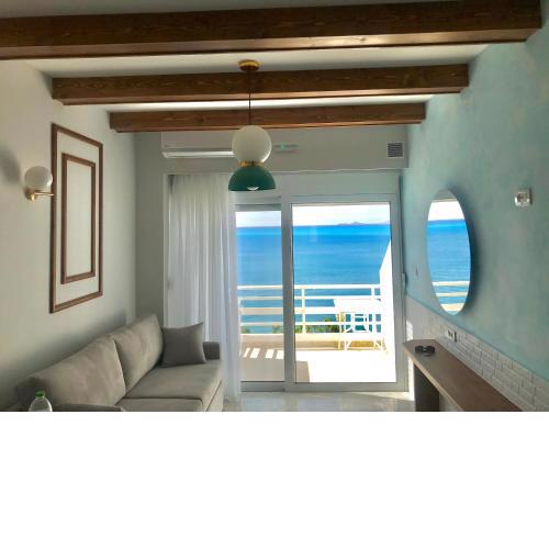 Skizenas Waterfront Apartments