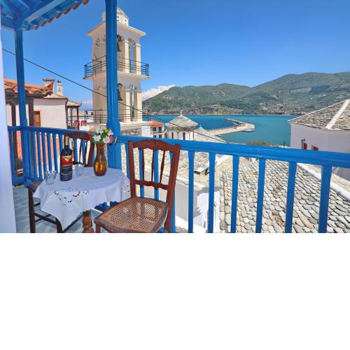 Skopelos house in Castle