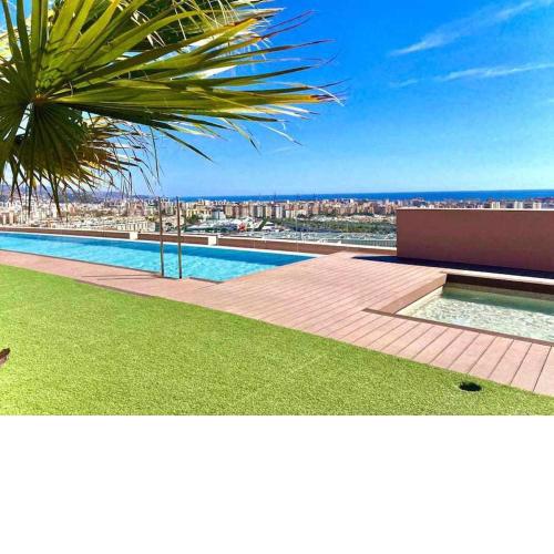 SKY GARDEN Aparta con piscina infinita y vistas