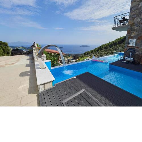 Sky Sea Resort & Villas