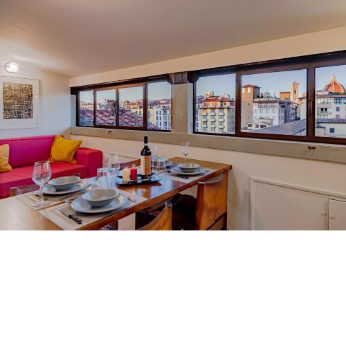 SKYLINE FLORENCE APARTMENT