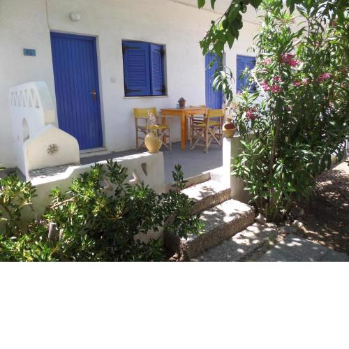 Skyros Junior Studios