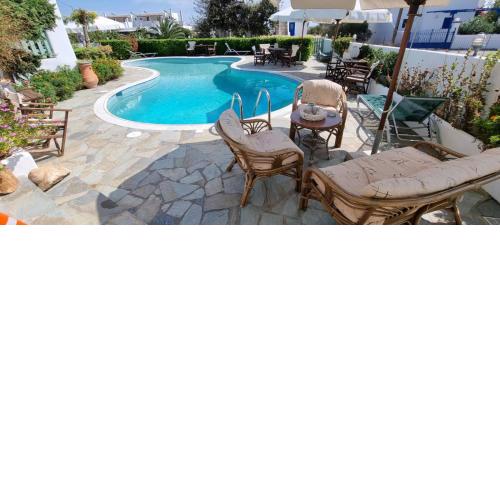 Skyros Lithari Retreat - Poolside, Near the Sea