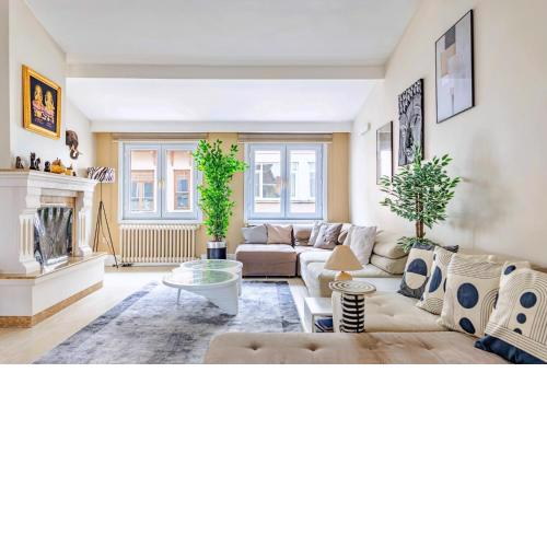Sleek Flat near Nisantasi and Metro Station