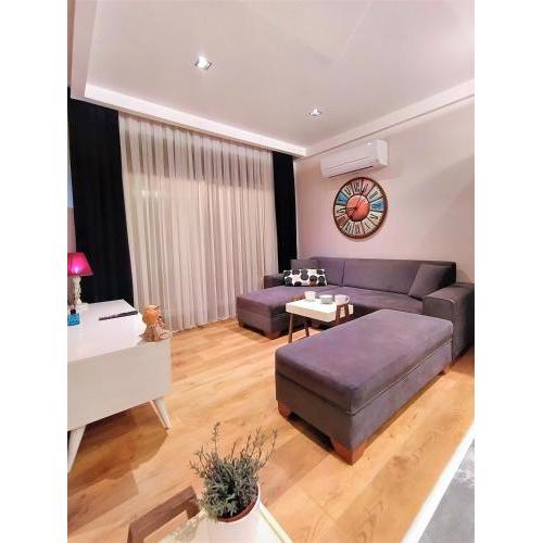Sleek Residence Flat in Muratpasa with Shared Pool