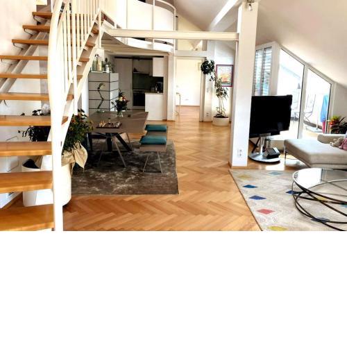 SM110 "Chéri" Penthouse, Luxury Apartment next to Hotel Imperial