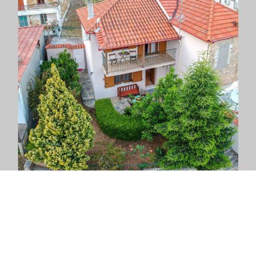 Small House with Garden & View