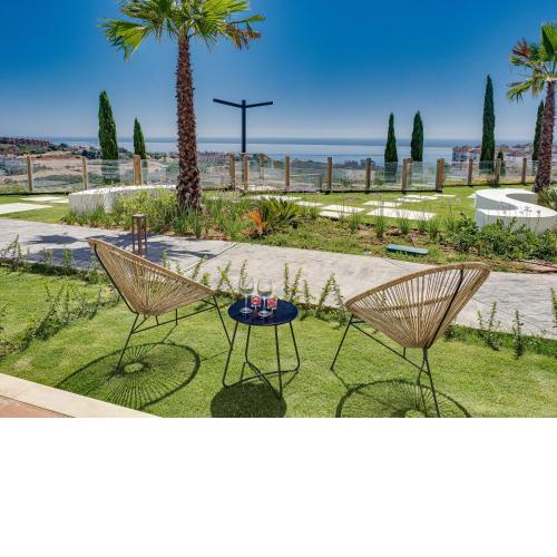 Small Oasis 2395