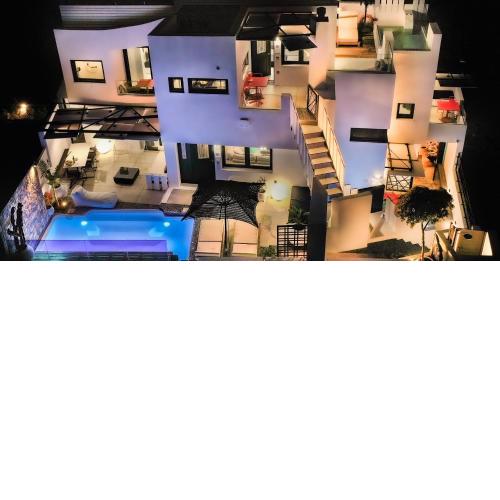 Smaris Collection Luxury villas/Cosmopolitan villa,heated pool