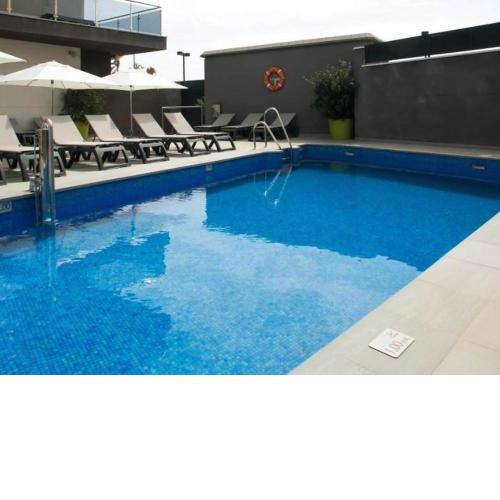Snug apartment in Fuengirola with shared pool