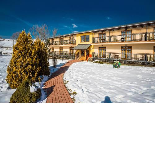 Sojka Resort - Hotel & Drevenice