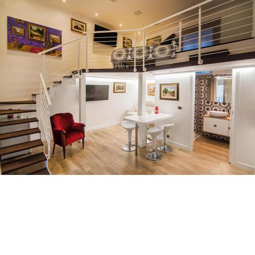 SOLIMENA ART HOUSE