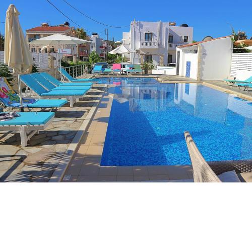 Sonio Beach - Que Bella Collection