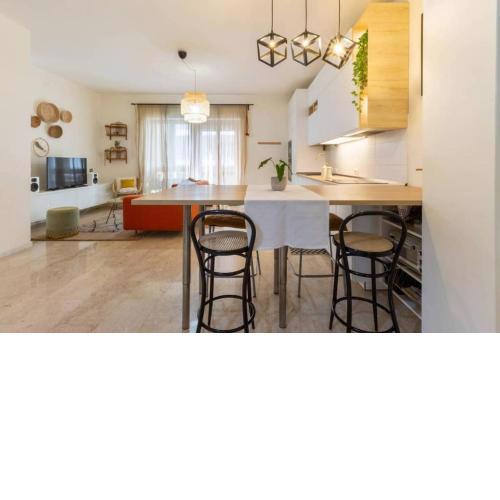 Sonnino House