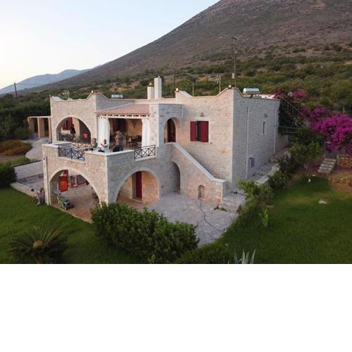 Sophia Mina Green Villa