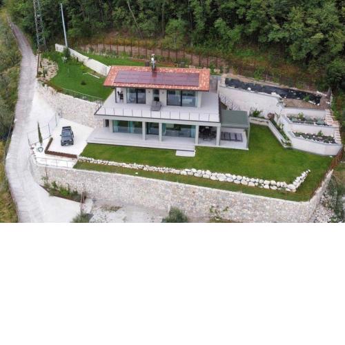Sopralago ein Ferienhaus mit grandiosem Weitblick von Norden bis Süden des Gardasees