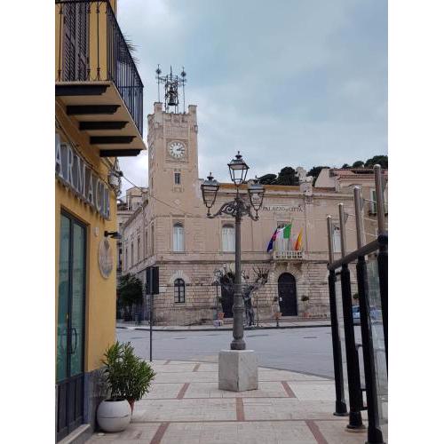 Sotto L'Orologio