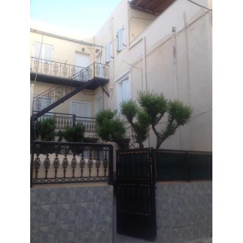 Soulas apart -Ρέα-