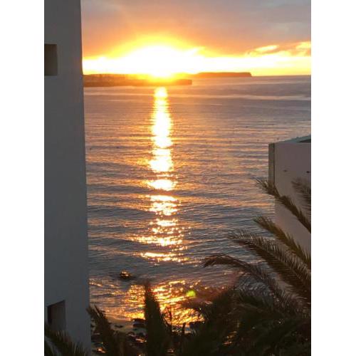 Sounds of The Sea Apartment