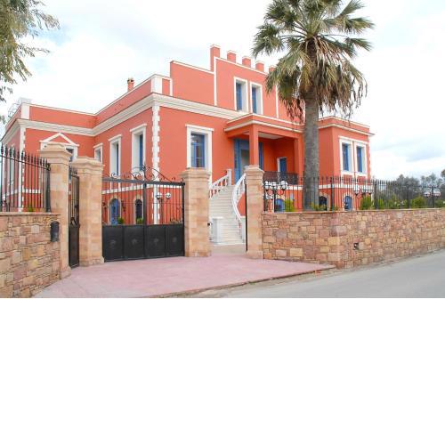 Sourediko Hotel