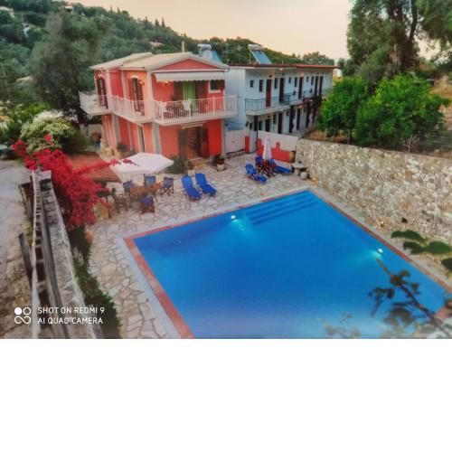 Soustas Apartments