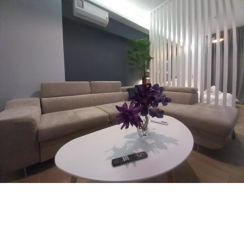 Space One Welcome Stay Downtown Lux Apart - Explore Center by foot - Close to Aristotelous square