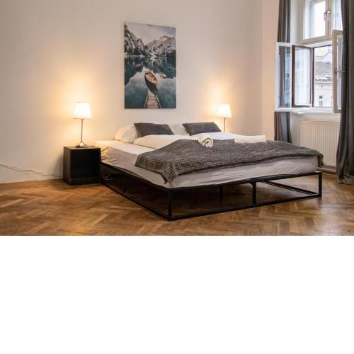 Spacious 2BR Apt.-Near Wiener Stadthalle