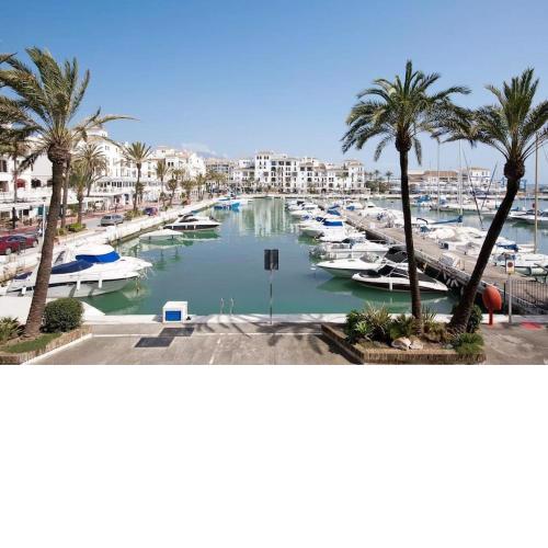 Spacious 3 bed Puerto Duquesa