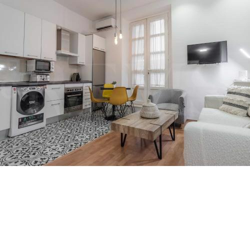 Spacious and welcoming apartment - Center